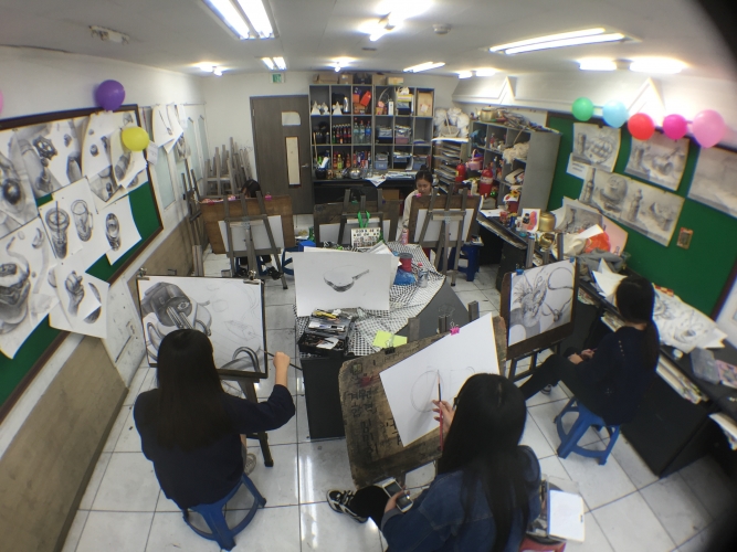 <span class='galleria_span'>제목을 입력하세요.</span><br /> 

 