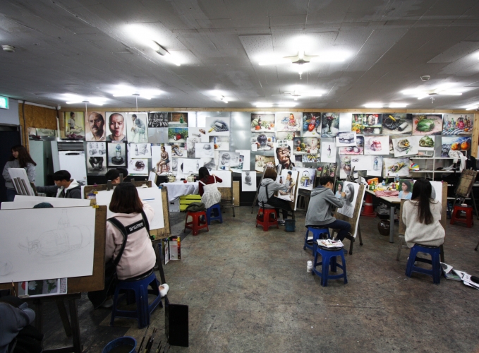 <span class='galleria_span'>제목을 입력하세요.</span><br /> 

 